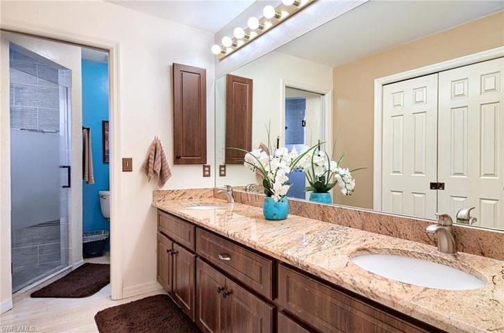 888 Hidden Terrace RD, NAPLES FL 34104
