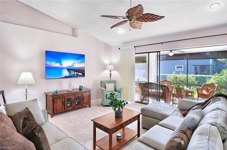 888 Hidden Terrace RD, NAPLES FL 34104
