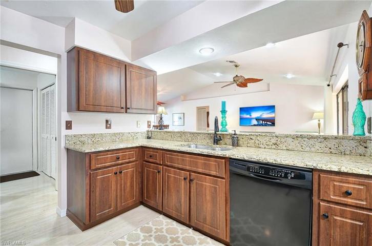 888 Hidden Terrace RD, NAPLES FL 34104