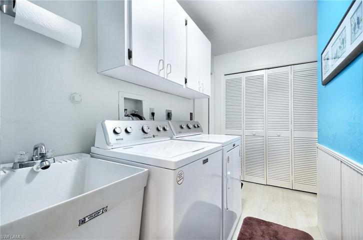 888 Hidden Terrace RD, NAPLES FL 34104