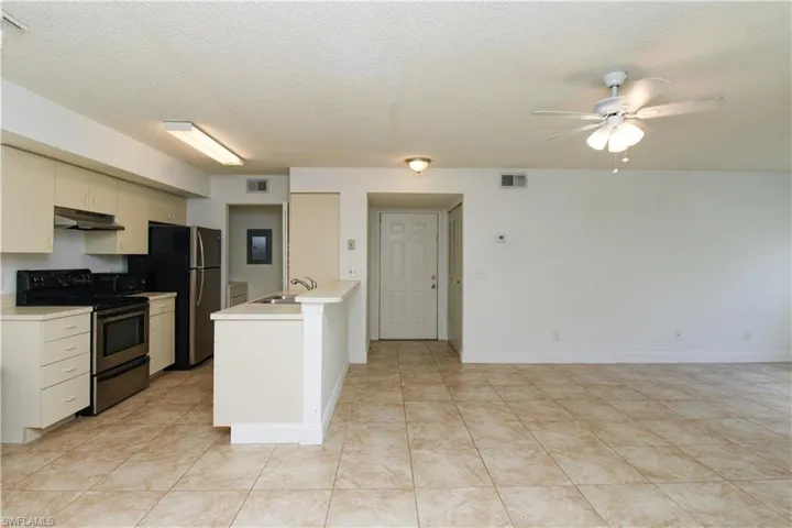 2118 Arbour Walk Cir 2811, Naples, Florida 34109