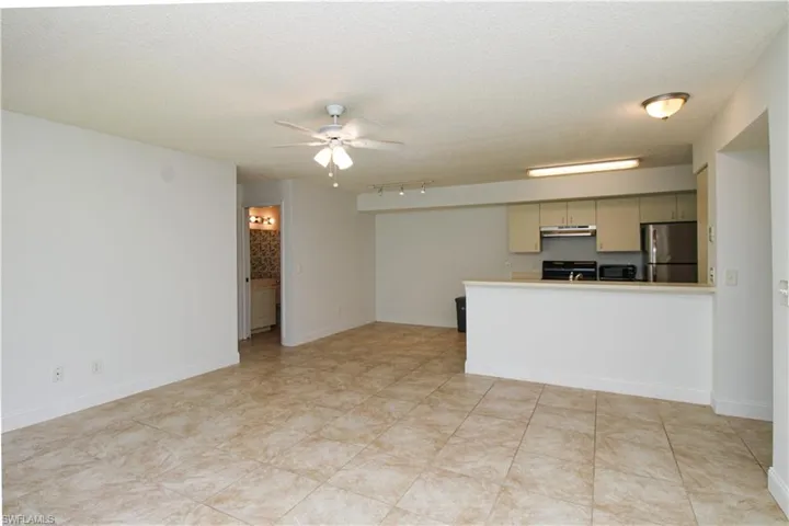 2118 Arbour Walk Cir 2811, Naples, Florida 34109