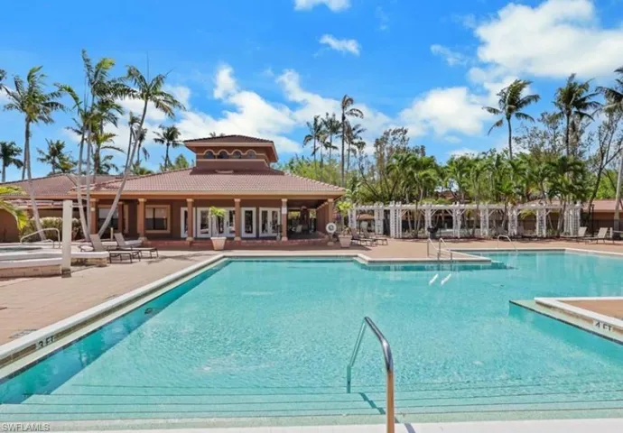 2118 Arbour Walk Cir 2811, Naples, Florida 34109