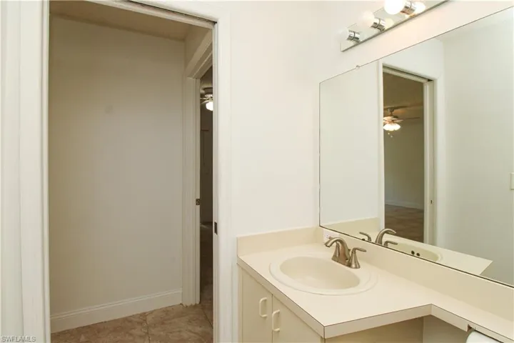 2118 Arbour Walk Cir 2811, Naples, Florida 34109