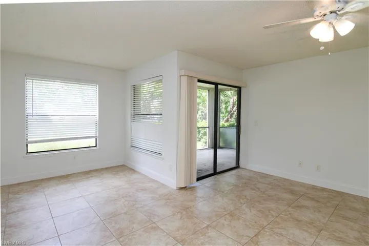 2118 Arbour Walk Cir 2811, Naples, Florida 34109