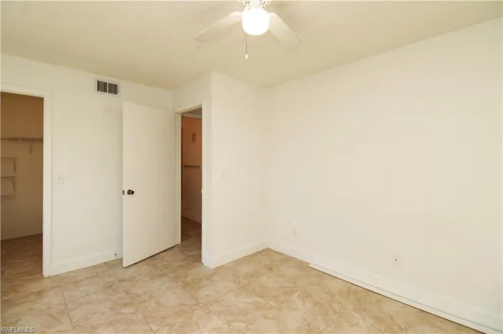 2118 Arbour Walk Cir 2811, Naples, Florida 34109