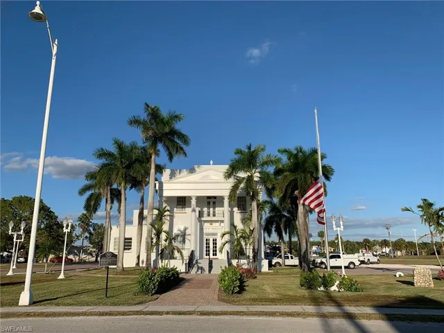 Everglades City "City Hall"