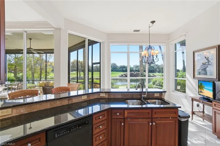 15520  Monterosso  LN, Naples, FL 34110