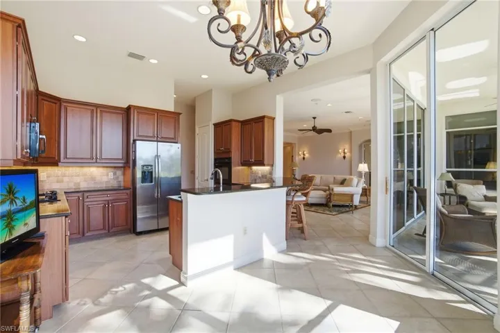 15520  Monterosso  LN, Naples, FL 34110