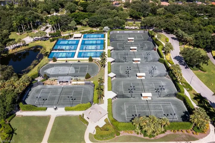 15520  Monterosso  LN, Naples, FL 34110
