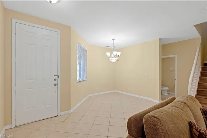 9967  Chiana  CIR, Fort Myers, FL 33905