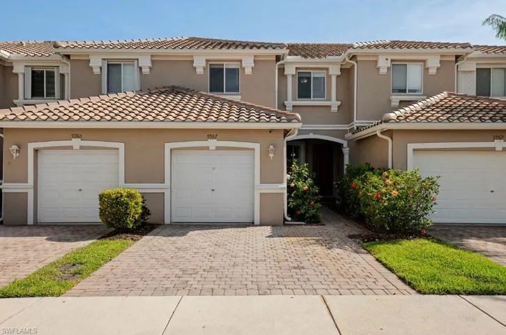 9967  Chiana  CIR, Fort Myers, FL 33905