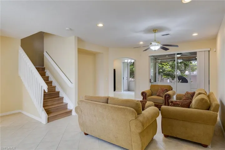 9967 Chiana Cir, Fort Myers, Florida 33905