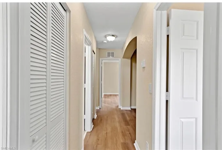 9967  Chiana  CIR, Fort Myers, FL 33905