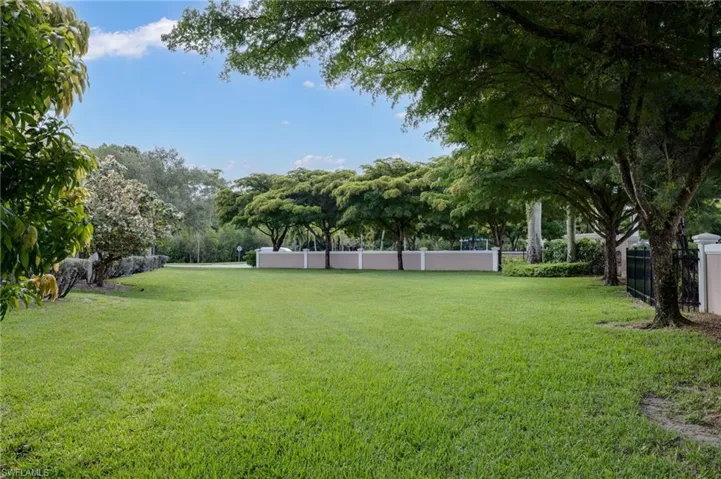 9967 Chiana Cir, Fort Myers, Florida 33905