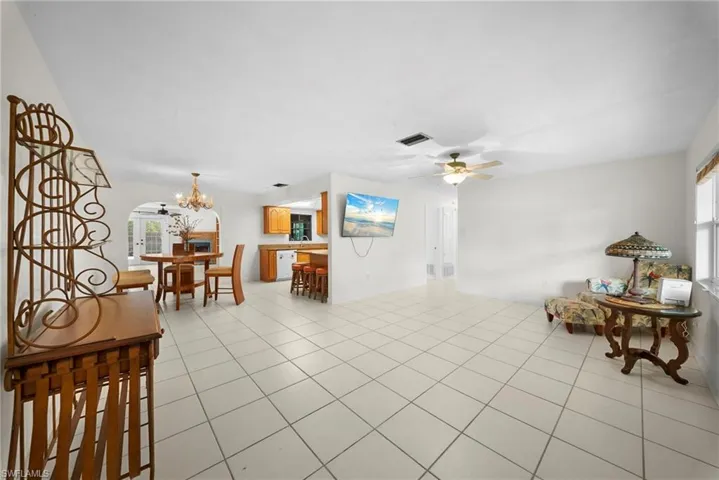 8700 Exeter St, Fort Myers, Florida 33907
