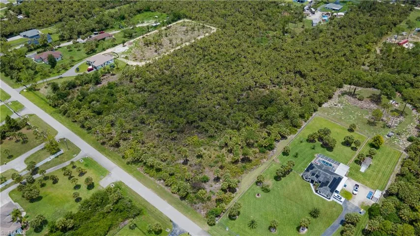 24th Ave Se, Naples, Florida 34117