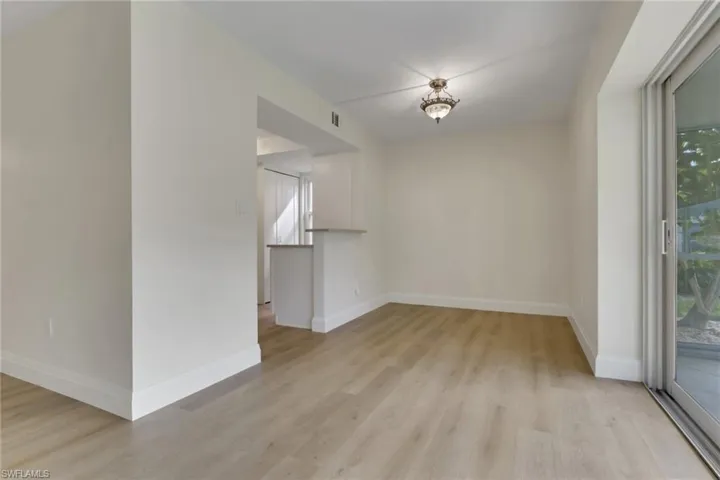 1155 Sandpiper St # E3, Naples, Florida 34102