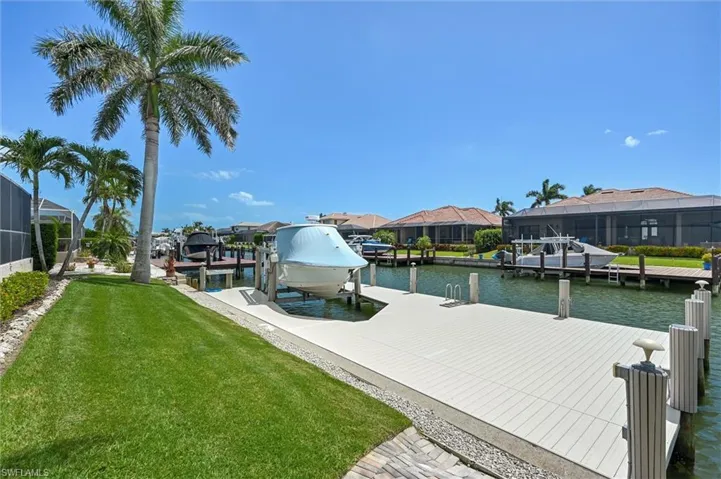 458 Waterleaf Ct, Marco Island, Florida 34145