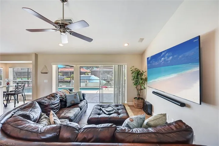 458 Waterleaf Ct, Marco Island, Florida 34145