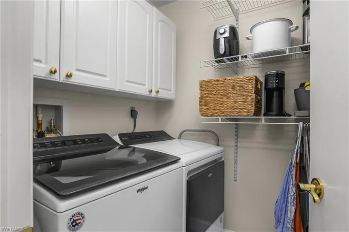 5266 Cedarbend Dr 1, Fort Myers, Florida 33919