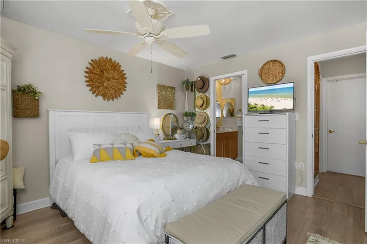 5266 Cedarbend Dr 1, Fort Myers, Florida 33919