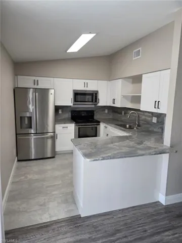 112 Sw 35th Ter, Cape Coral, Florida 33914
