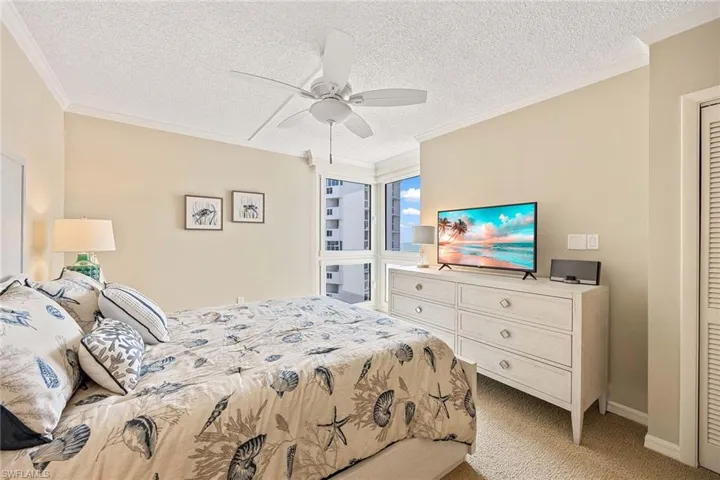 4031  Gulf Shore N BLVD, Naples, FL 34103