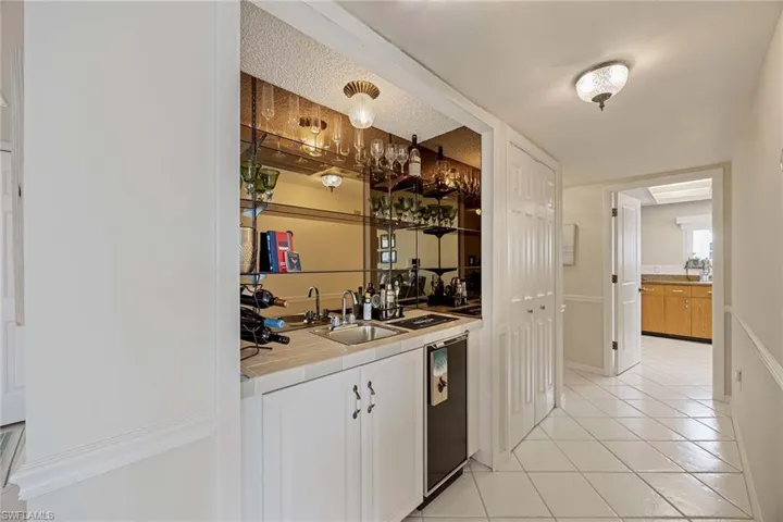 4031  Gulf Shore N BLVD, Naples, FL 34103