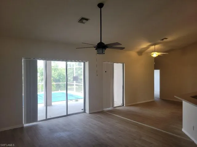 501 Sw 9th St, Cape Coral, Florida 33991
