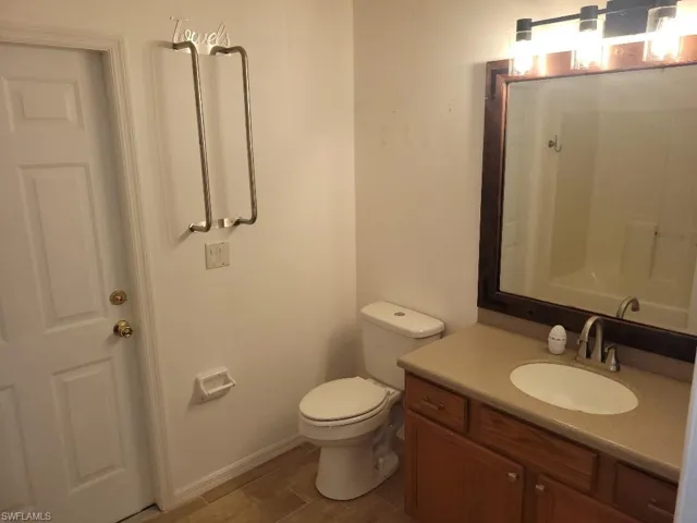 501 Sw 9th St, Cape Coral, Florida 33991