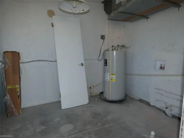 1165  Polk  ST, Fort Myers, FL 33916