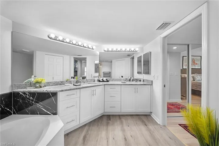 4250 Lake Forest Dr 311, Bonita Springs, Florida 34134
