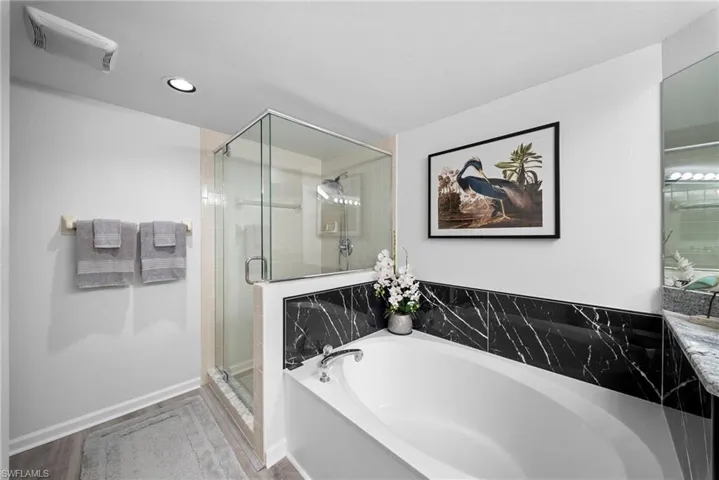 4250 Lake Forest Dr 311, Bonita Springs, Florida 34134