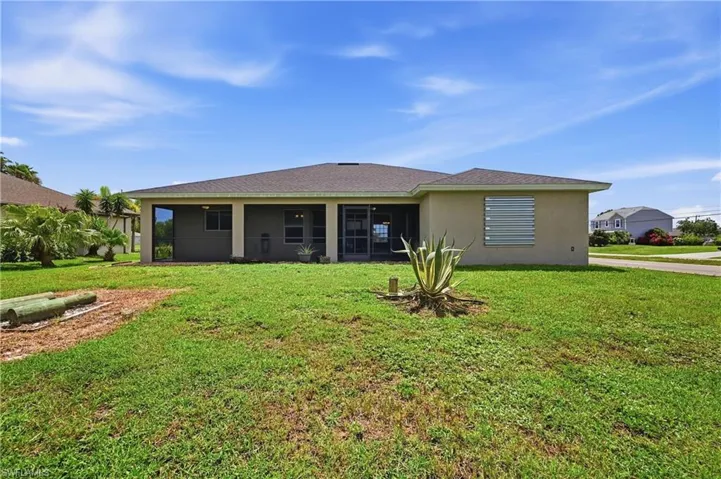 4155 Ne 15th Pl, Cape Coral, Florida 33909
