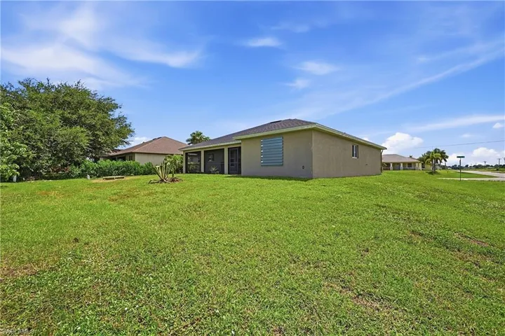 4155 Ne 15th Pl, Cape Coral, Florida 33909