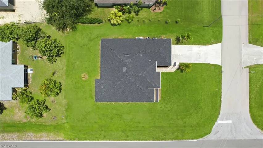 4155 Ne 15th Pl, Cape Coral, Florida 33909