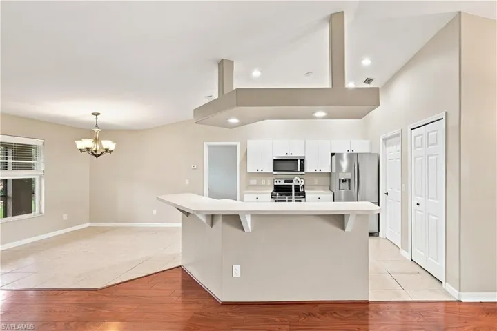 4155 Ne 15th Pl, Cape Coral, Florida 33909
