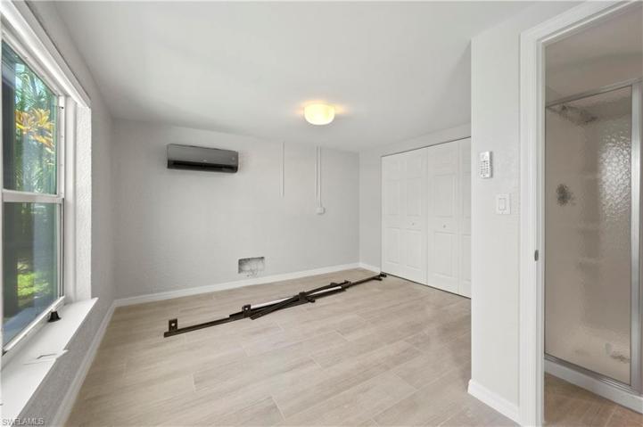 Ground Level En Suite Bedroom