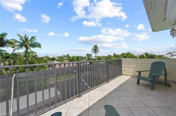Master Balcony