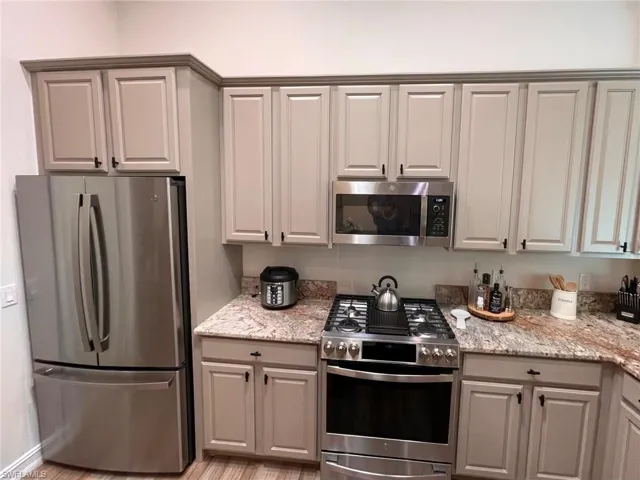 1628 Cayman Ct 2, Naples, Florida 34119