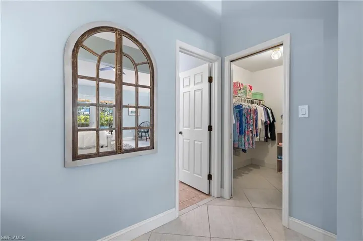 1213 SW 18th  ST, Cape Coral, FL 33991