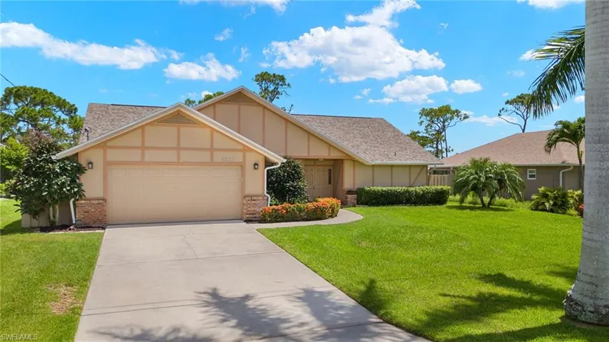 1213 SW 18th  ST, Cape Coral, FL 33991