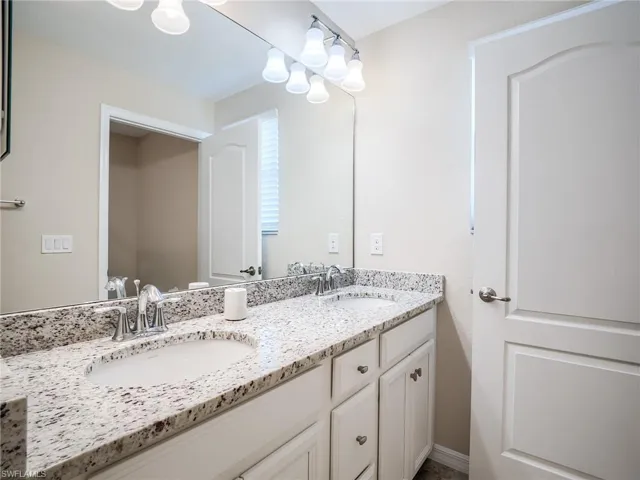 Guest bathroom with dual vanity