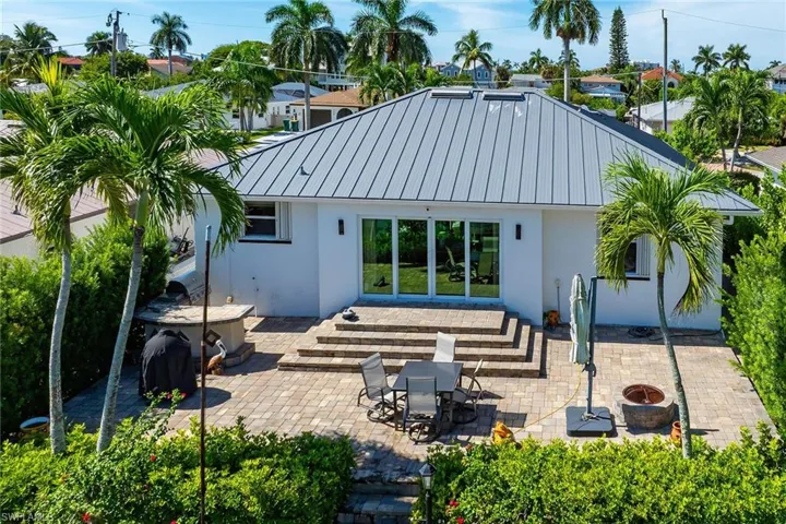 131 San Salvador St, Naples, Florida 34113