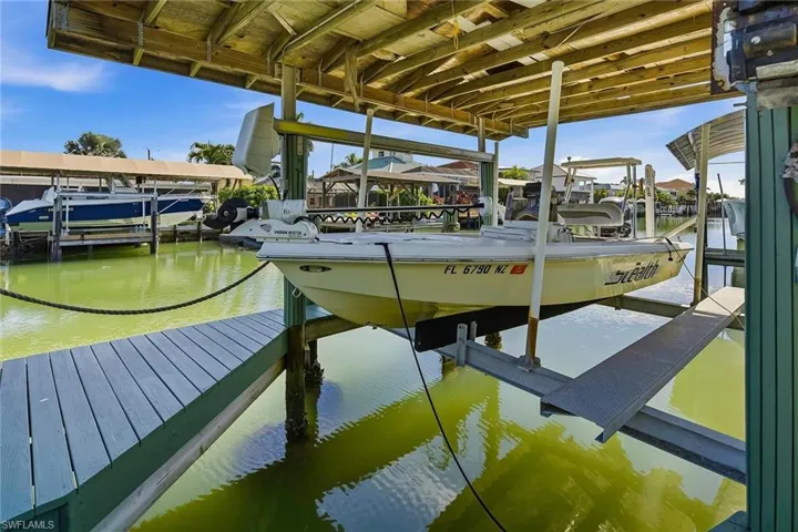 131 San Salvador St, Naples, Florida 34113