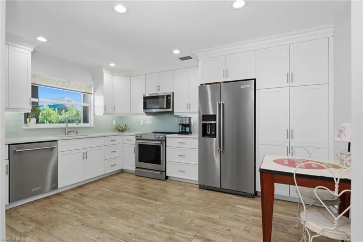 131 San Salvador St, Naples, Florida 34113