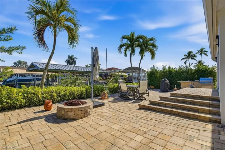 131 San Salvador St, Naples, Florida 34113