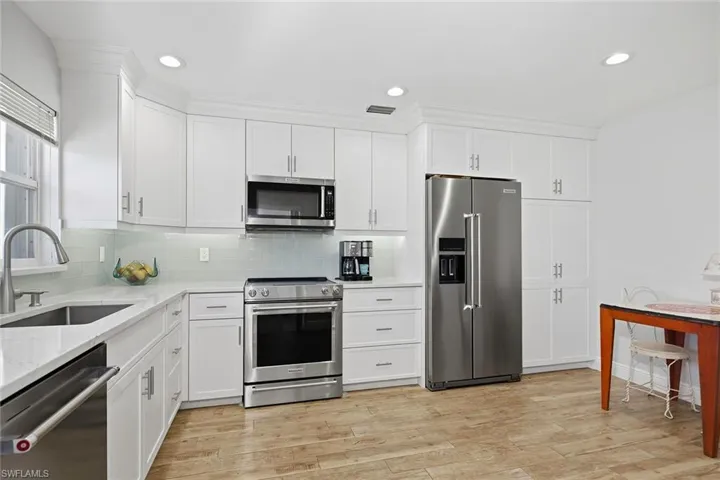 131 San Salvador St, Naples, Florida 34113