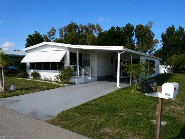 2809 Breezewood Dr, North Fort Myers, Florida 33917